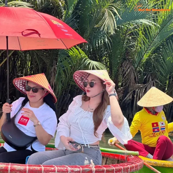 Alternative view of Hoi An Basket Boat